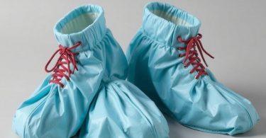 Бахилы: зачем нужны, какие бывают и как выбрать свои